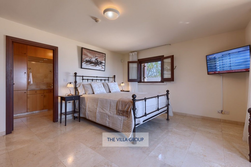 Double bedroom