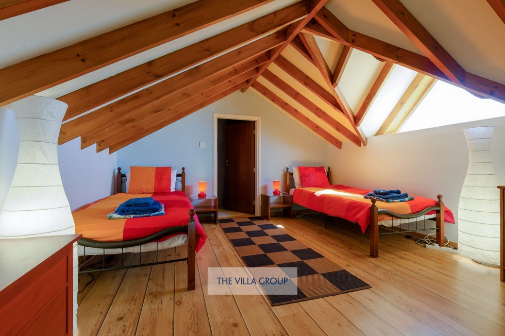 Twin bedroom in the annexe