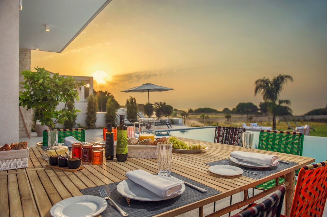 Only a 15 minute walk from the new Ayia Napa marina