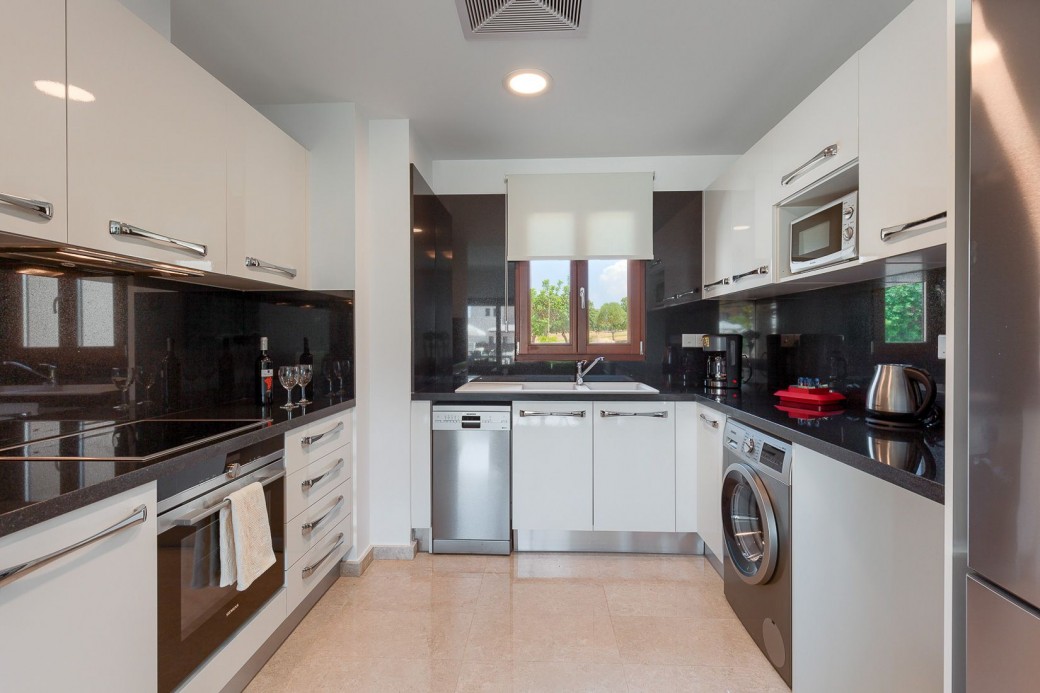 Fully fitted kitchen with modern appliances