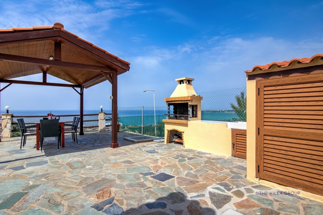 Barbecue together with outside furniture allow for al-fresco dining to be enjoyed