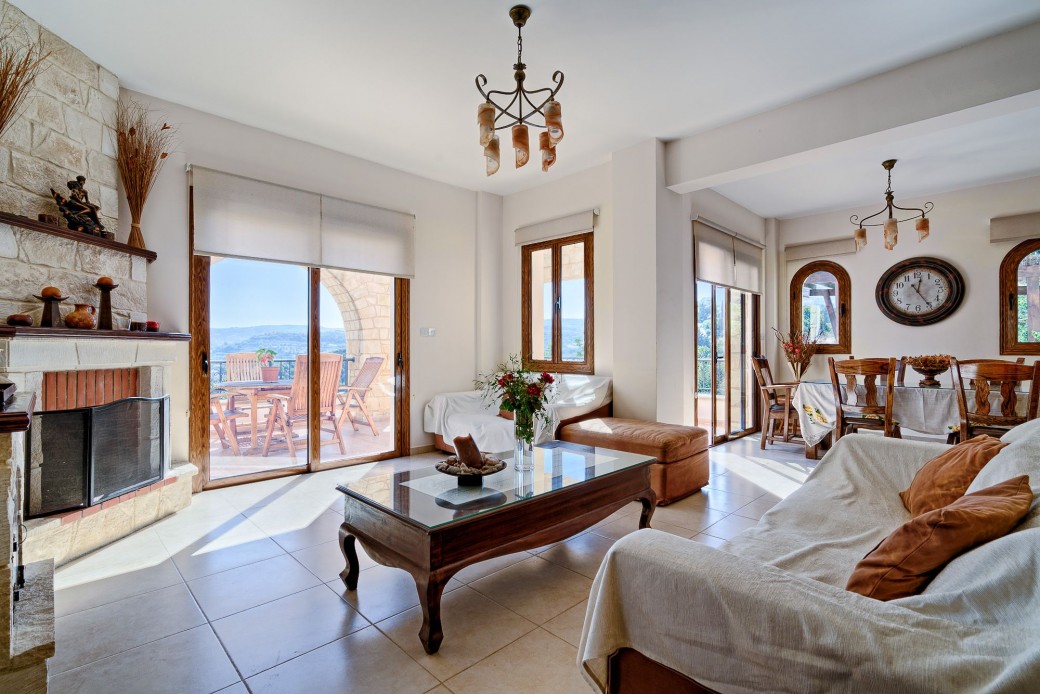 Open plan living, dining and kitchen areas