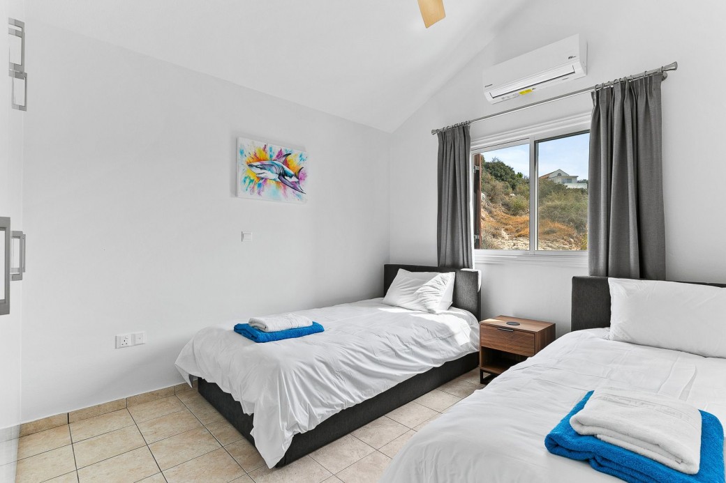 Twin bedroom located on the first floor