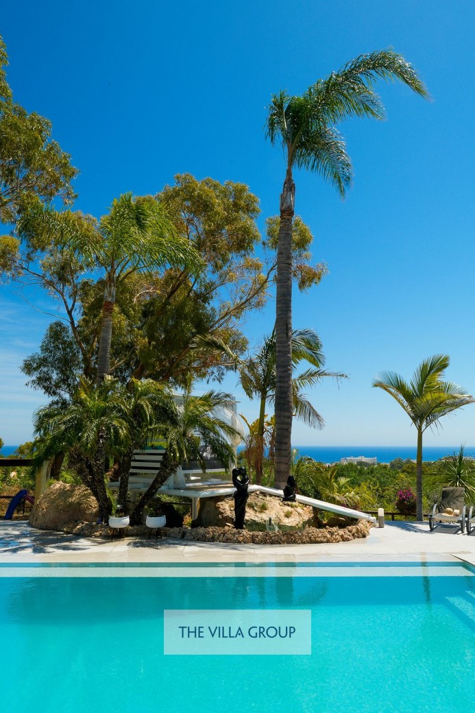 Beautifully landscaped garden