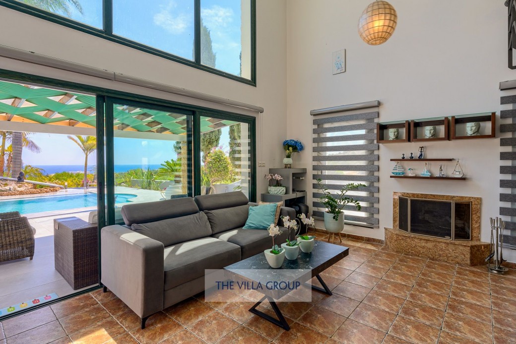 Living area with comfortable sofas