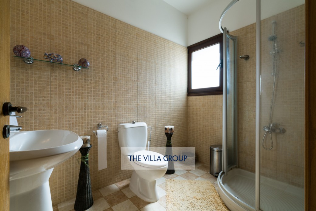 En-suite shower room