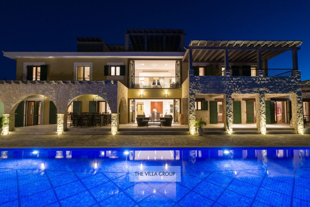 Luxurious 5 bedroom villa on Aphrodite Hills Resort
