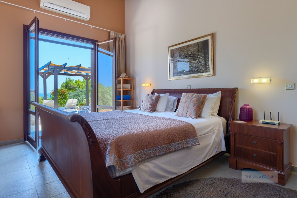 Master bedroom with en-suite