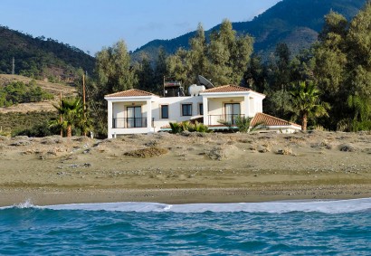 Anthiana Beach Villa 