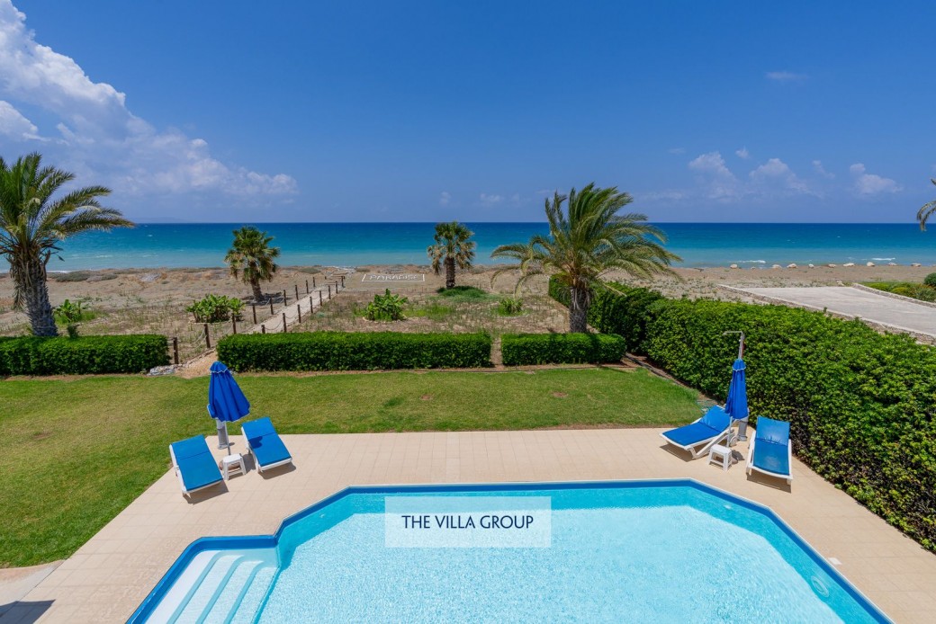 Amazing open sea views from first floor balconies