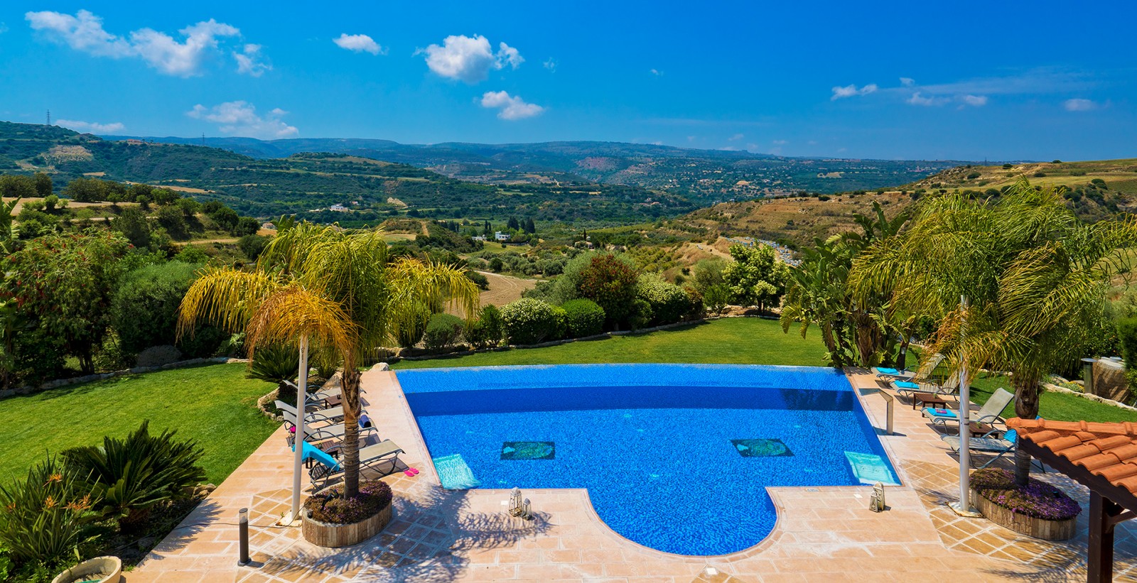 Golden Valley Villa