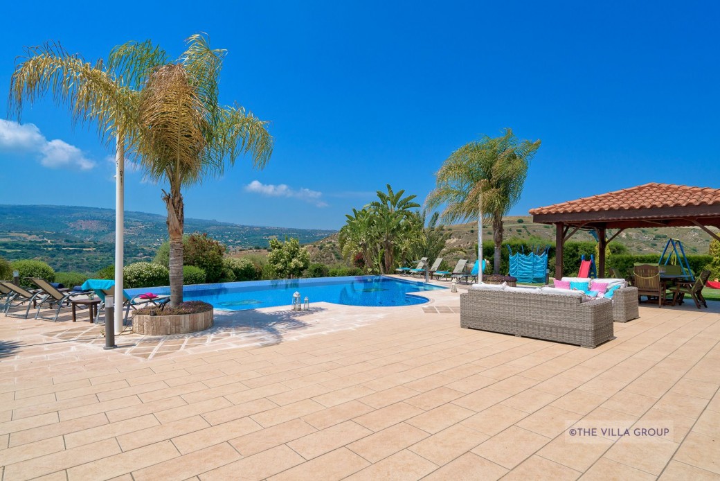 Spacious outside terrace