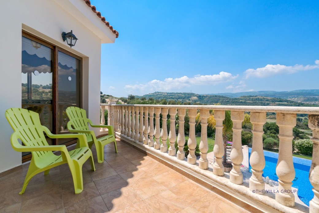 Balcony with amazing views of the surrounding countryside