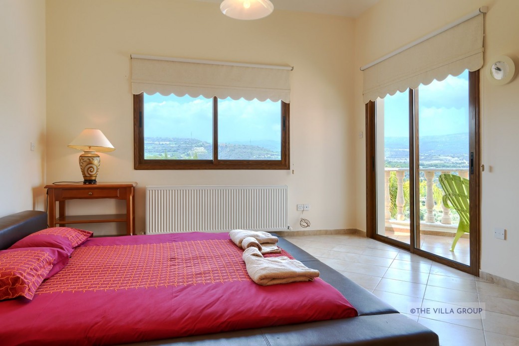 First floor double bedroom