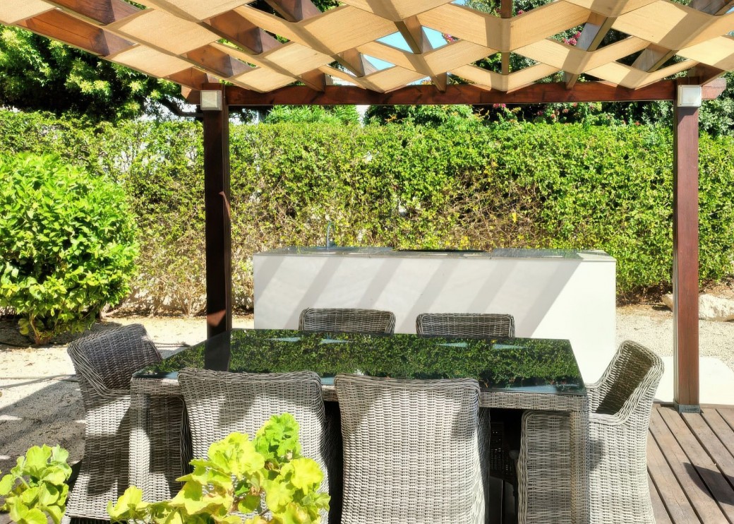 Covered area where al-fresco dining can be enjoyed