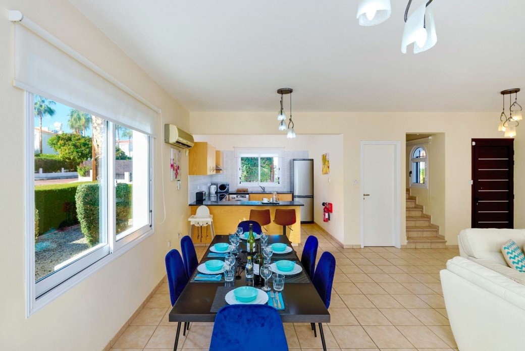 Formal dining table