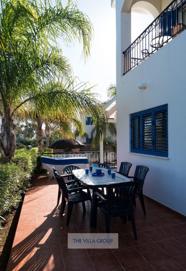 Al-fresco dining