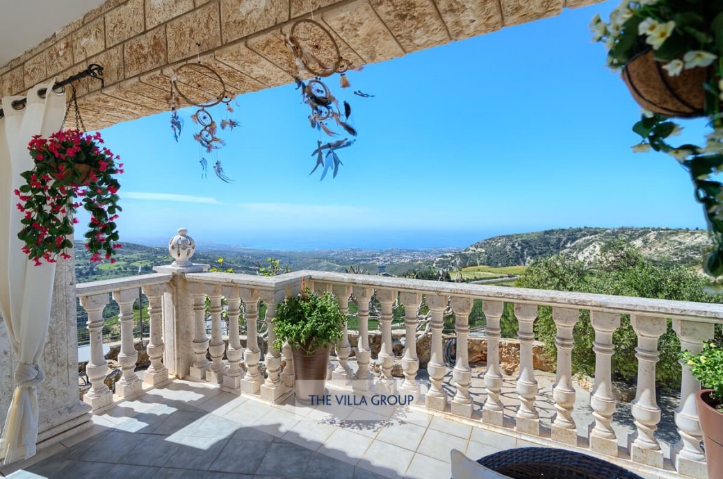 Uninterrupted views of the sweeping Paphos coastline