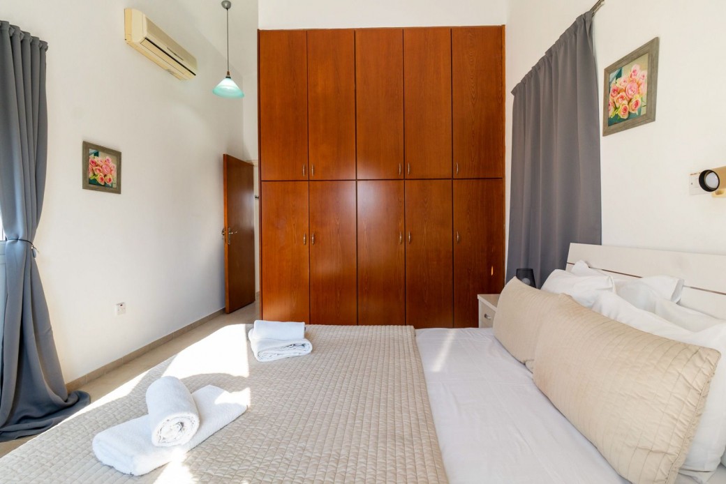 Air conditioning throughout - timer switches in use