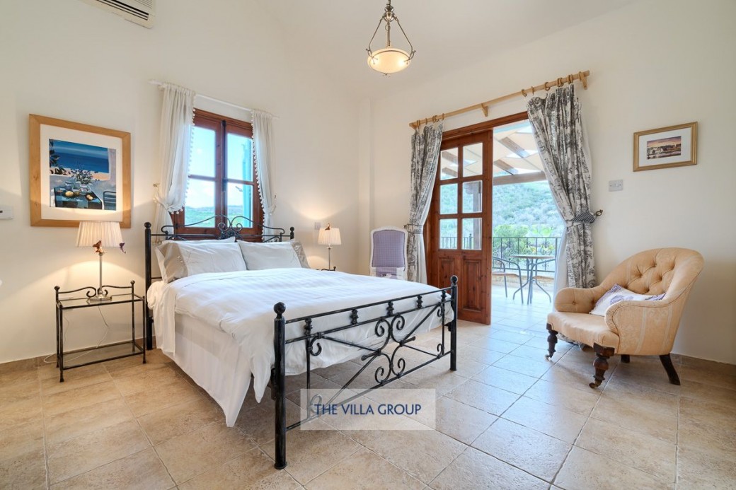 Large master bedroom leading to terrace