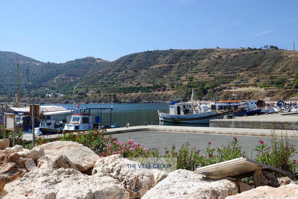 The small harbour at Pomos