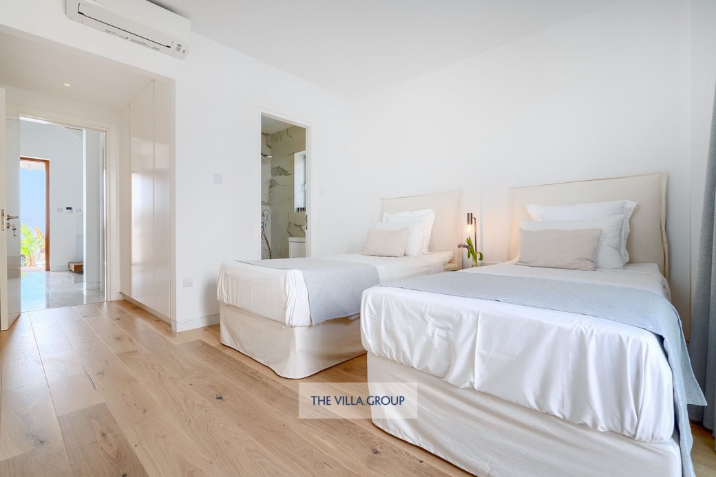 Ground floor twin bedroom