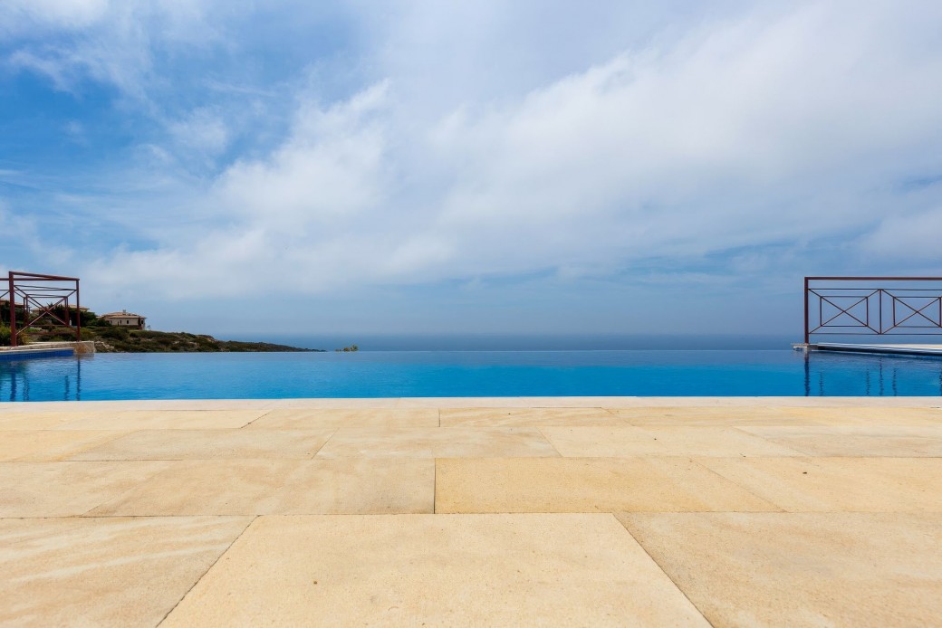 Private Pool (10 metres x 5 metres)