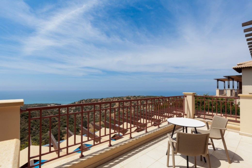 Furnished balcony