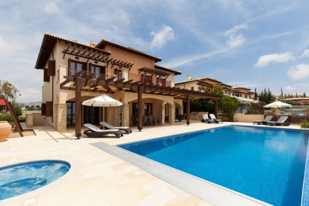 Large terrace is perfectly positioned to make the most of the amazing, panoramic sea views