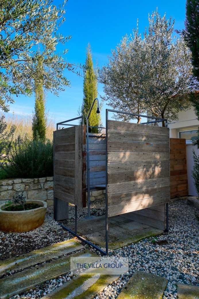 Outside shower