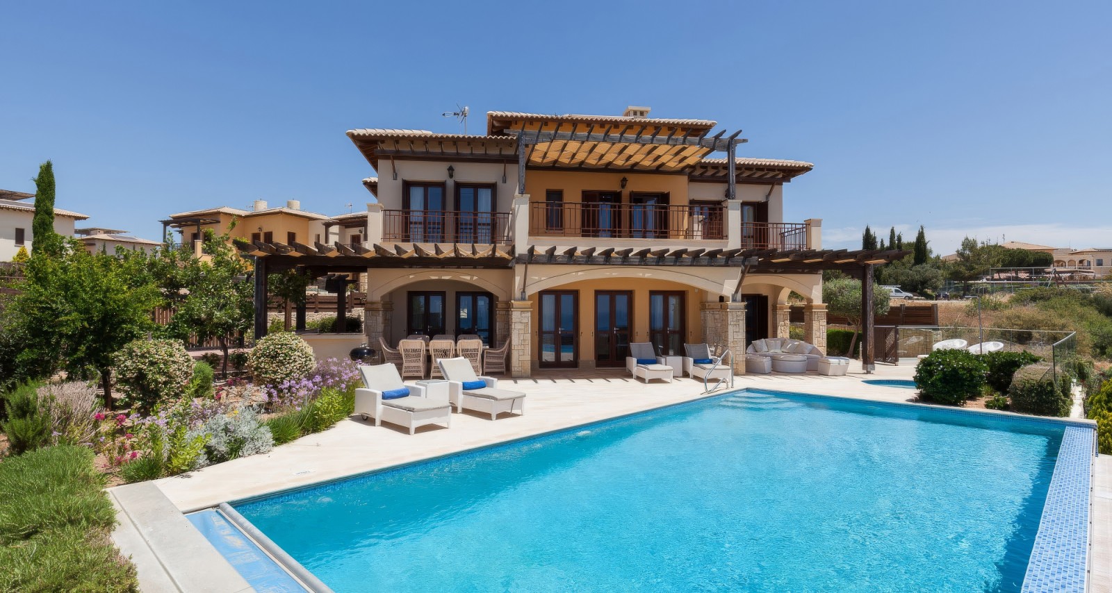 Aphrodite Hills Mythos 4 bed - AV21 Poseidon Villa