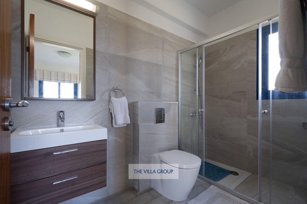 En-suite shower room
