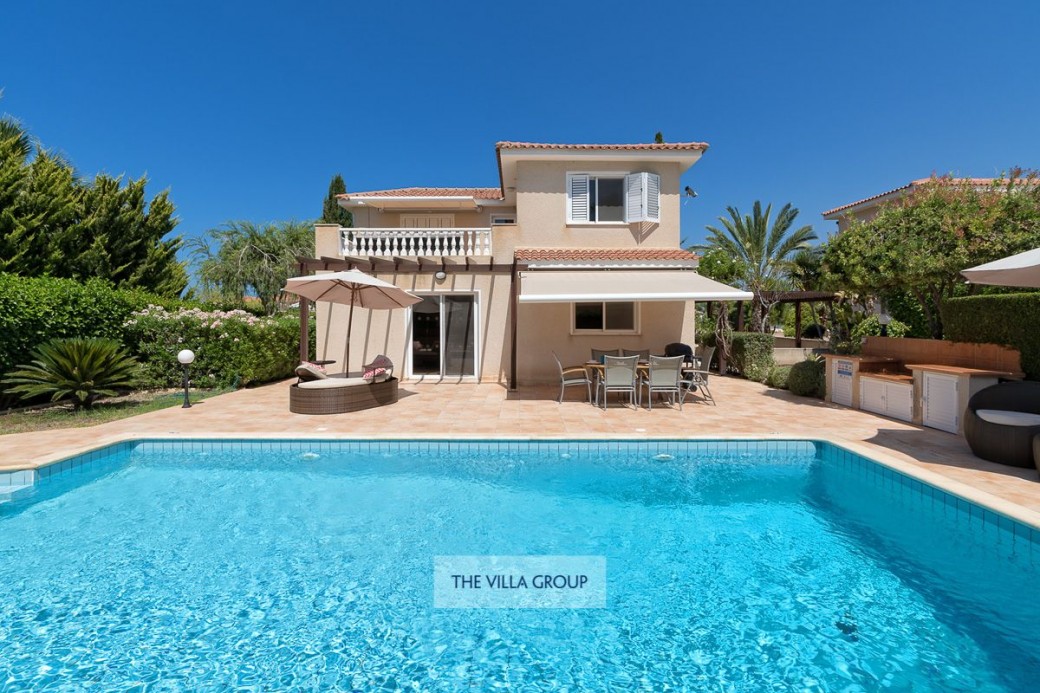 4 bedroom villa in Coral Bay