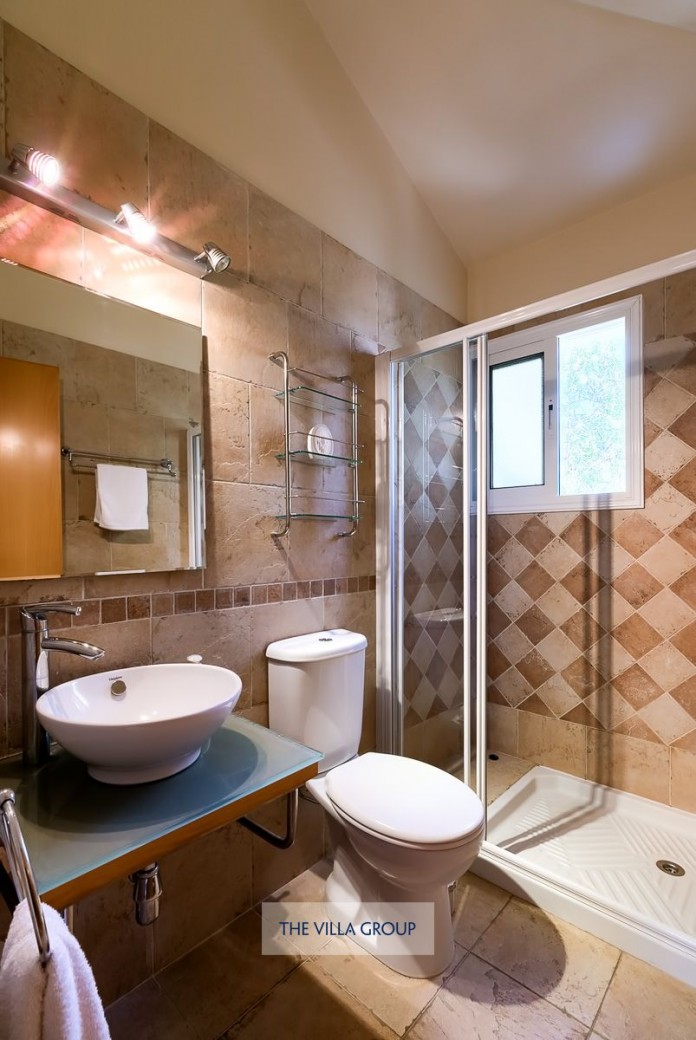 En-suite shower room