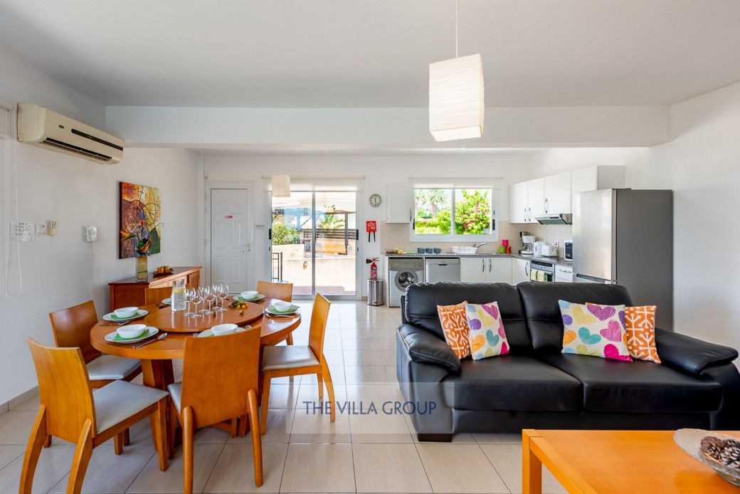 Open plan living, dining and kitchen area