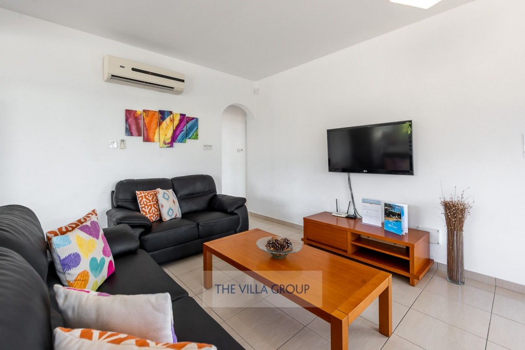 Android system, DVD player and WiFi for your entertainment