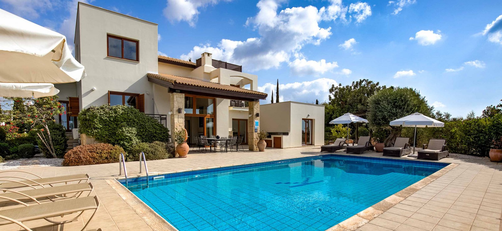 Calantha 93 Villa 