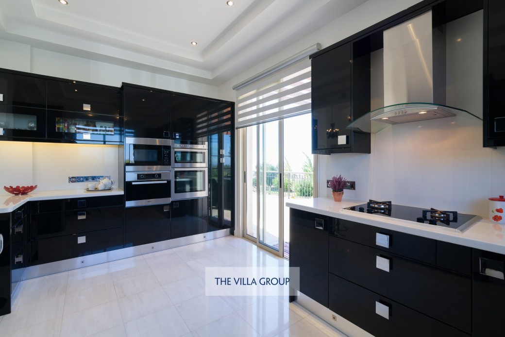 Cyprus Villa 387110