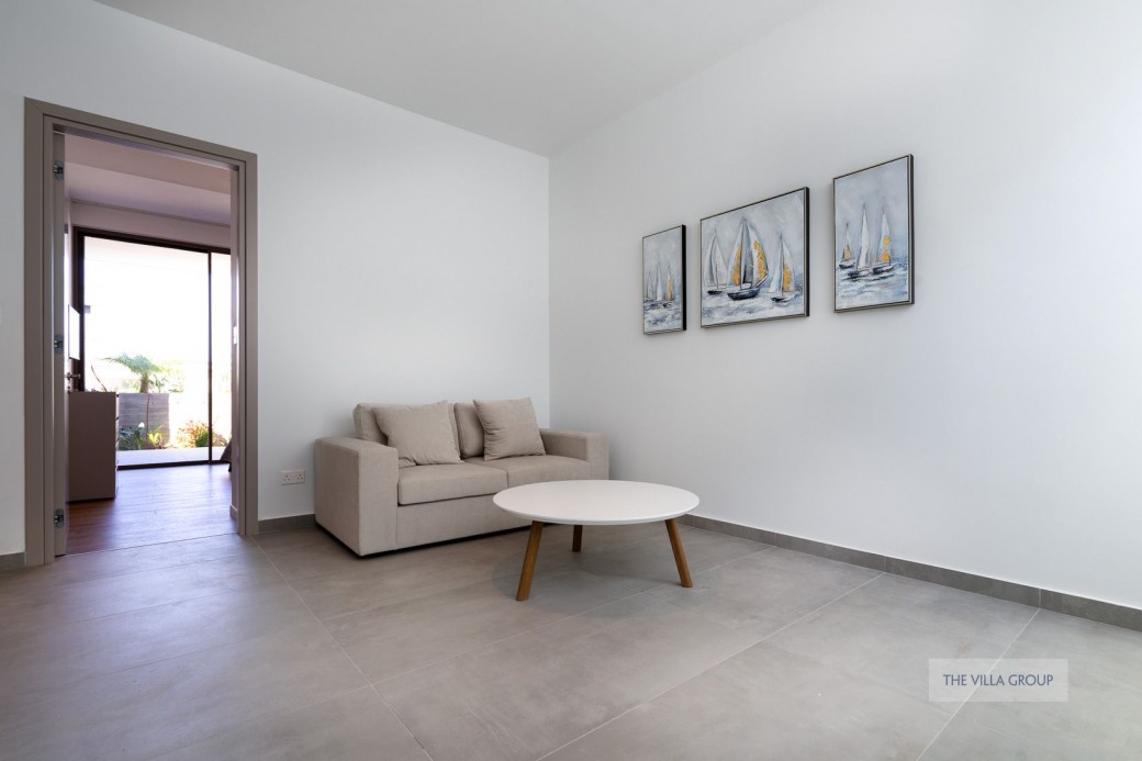 2 bedrooms located on the lower ground floor