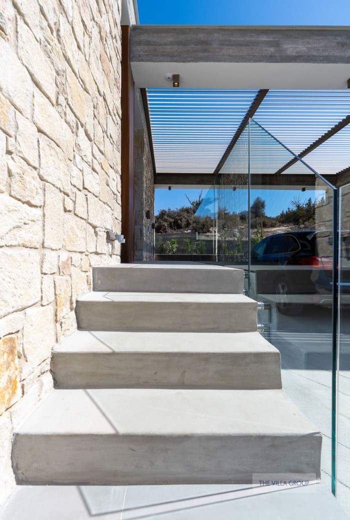 Villa's entrance