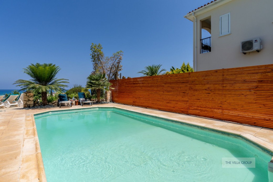 Swimming pool depths of 1m to 1.7m
