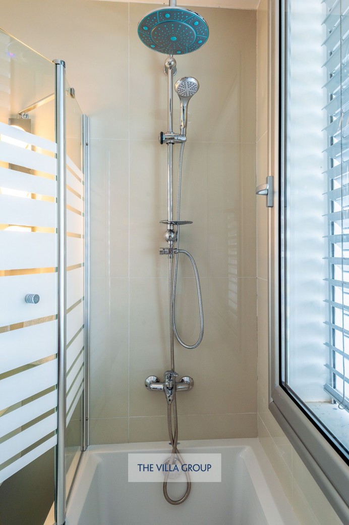 Walk-in shower