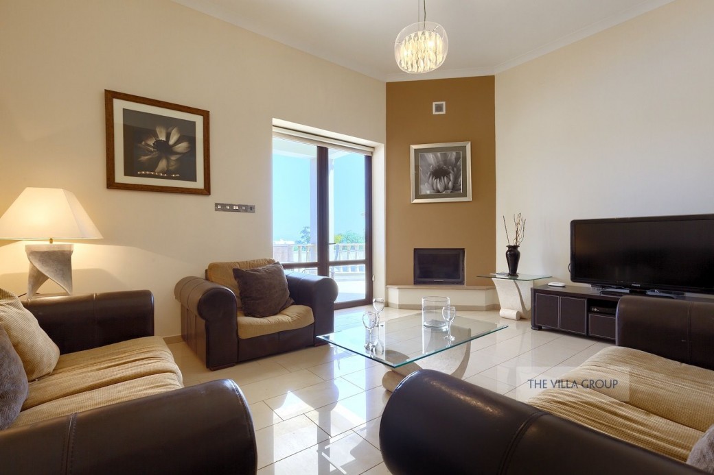 Spacious living area