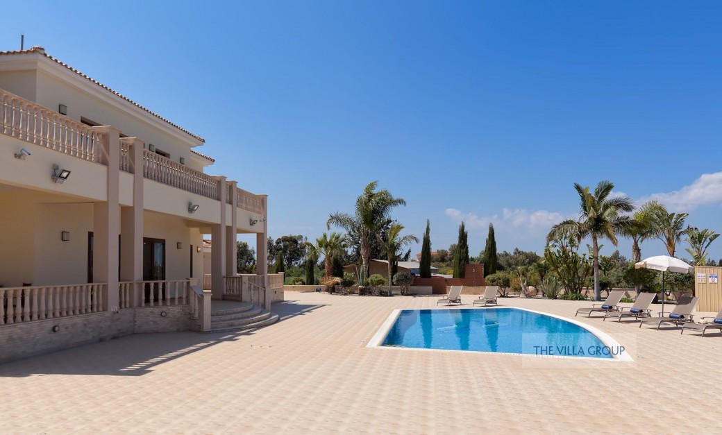A fantastic property, ideal for large family groups