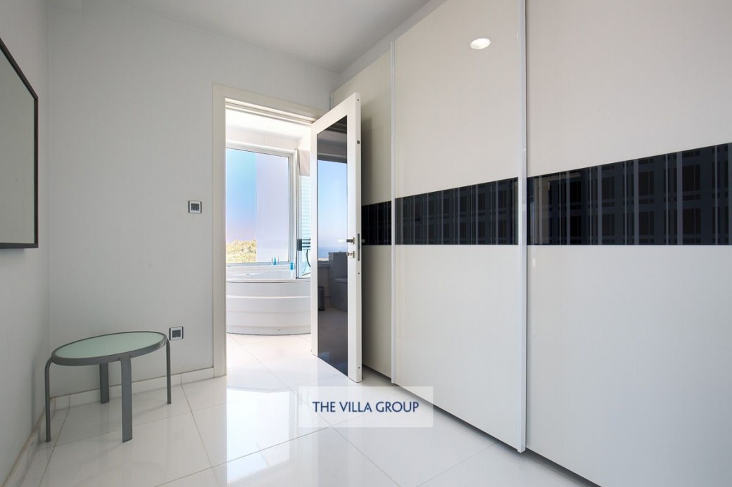 Master bedroom's dressing area