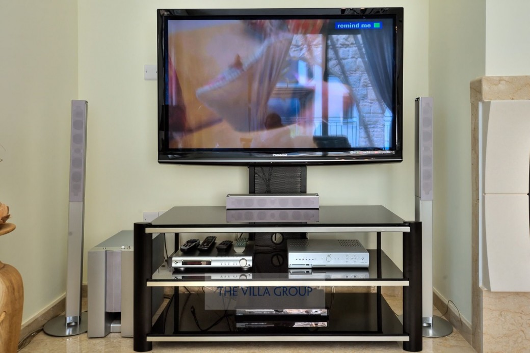 TV system for entertainment
