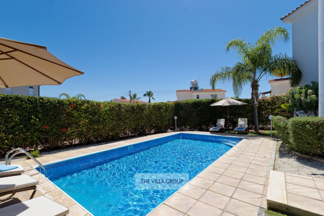 Paved sunbathing terrace