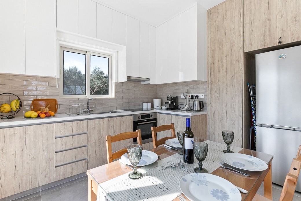 Air conditioning throughout