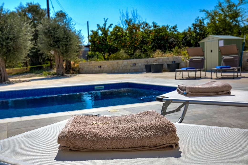Pool towels