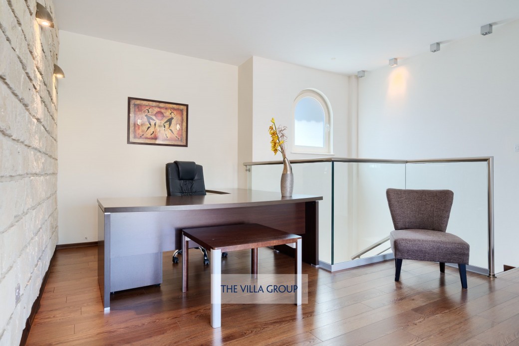 First floor living area office space